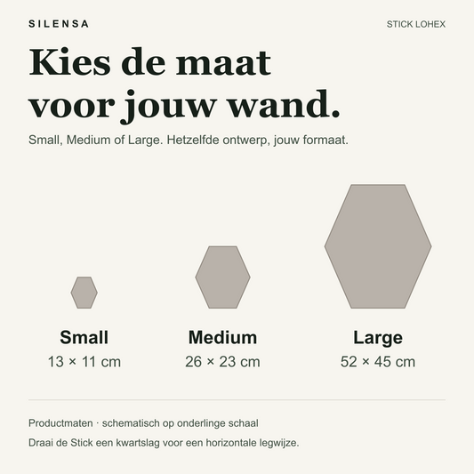 Stick Lohex maten: Small 13 × 11 cm, Medium 26 × 23 cm, Large 52 × 45 cm.