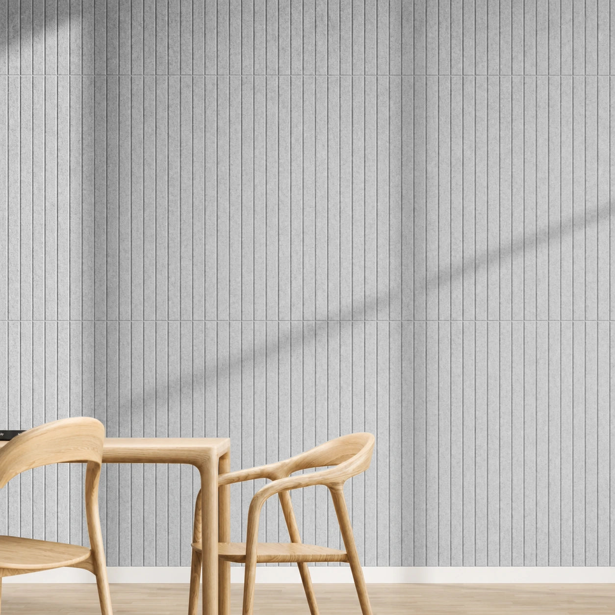 Akoestische wandtegels Lines – geluiddempend vilt met subtiele lijnen in New Marble
